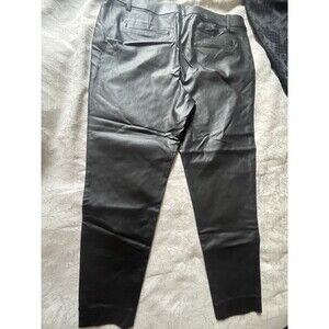 Maurices Woman XL Short polyurethane coated Blk Pullon rayon/nylon/spand Pants